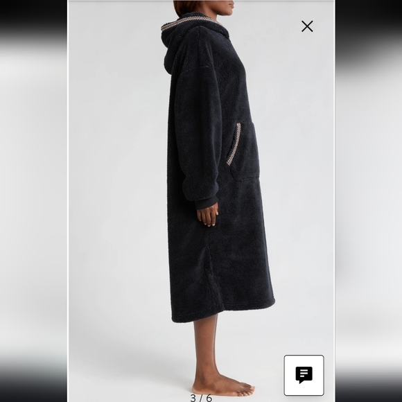 Ugg Fluff Oversized Long Fleece Hoodie, Small/Medium Black, NWT!! - Picture 3 of 10